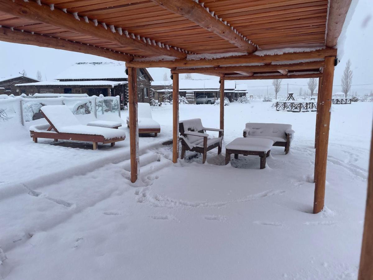 Naol Village Chalet *